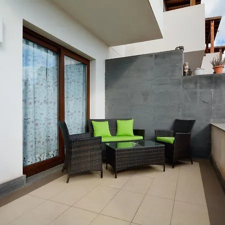 Villa Alisios Share Pool By Plusvillaslanzarote بيت للعطل