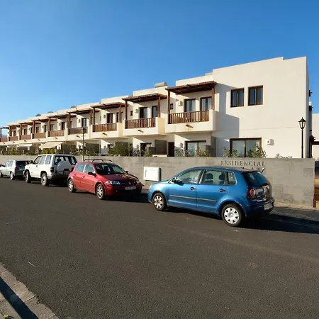 Villa Alisios Share Pool By Plusvillaslanzarote بيت للعطل